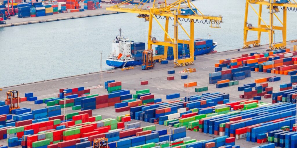 empresa trading company​ e mercadoria